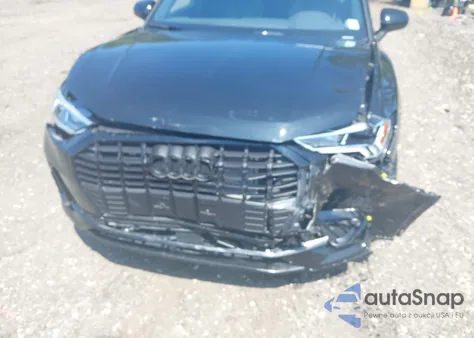 2025 Audi Q3 Premium 45 Tfsi S Line Quattro Tiptronic z USA, uszkodzony, nr VIN WA1DECF34S1038618